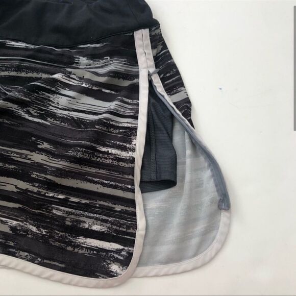 Athleta Swift Zip Skirt Gray Black 6 - Picture 6 of 7